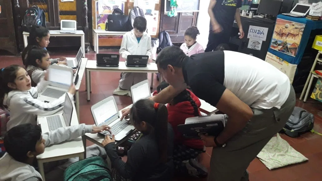 Jornada de Educación Física en una escuela primaria de Córdoba en 2019