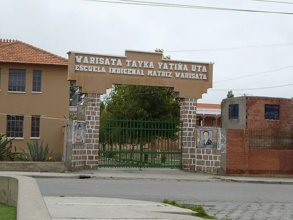 Edificio actual de la Escuela Indigenal Matriz Warisata