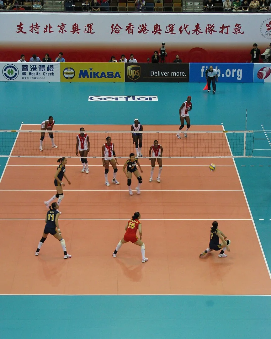 Encuentro internacional de voleibol entre China y Cuba en 2008