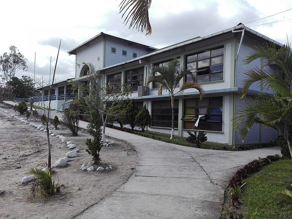 Campus del Centro Universitario Regional de Occidente en Santa Rosa de Copán