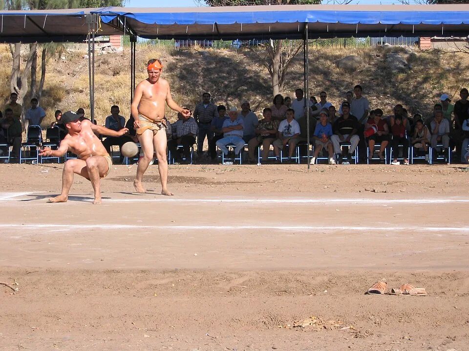 Participantes y espectadores de ulama en Sinaloa, 2004